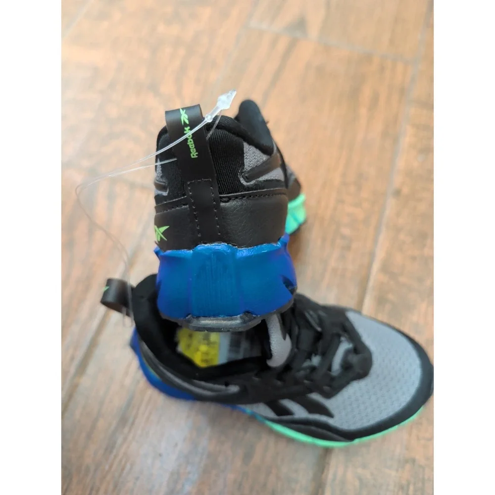 Reebok Vizome Toddler Sneaker Black Gray Mesh Blue Green Gradient Heel NEW